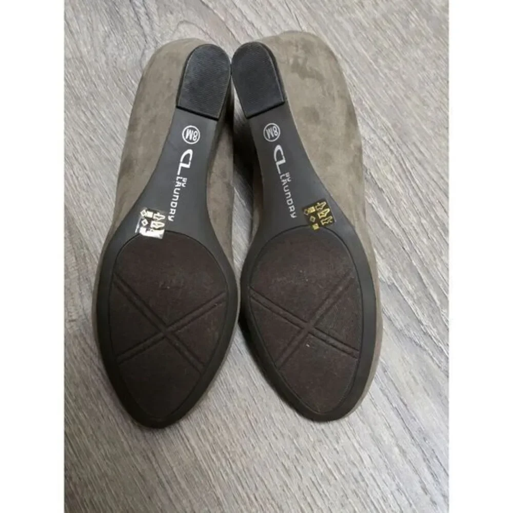 CL by Laundry Nima Taupe Wedge Pump Size 8M‎